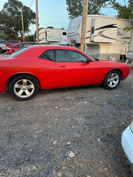2010 Dodge Challenger 3rd Gen - Image 4 of 9