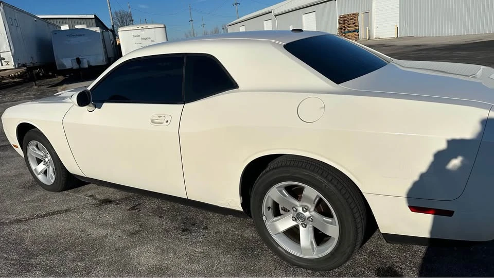 2010 Dodge Challenger 3rd Gen - Image 7 of 10