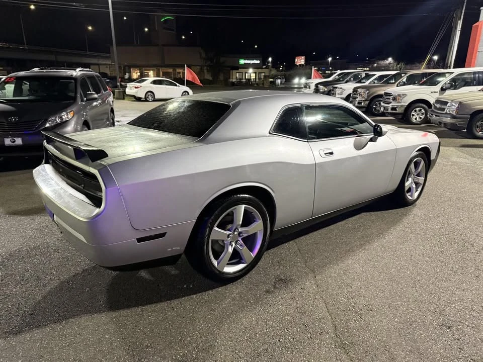 2010 Dodge Challenger 3rd Gen - Image 6 of 14