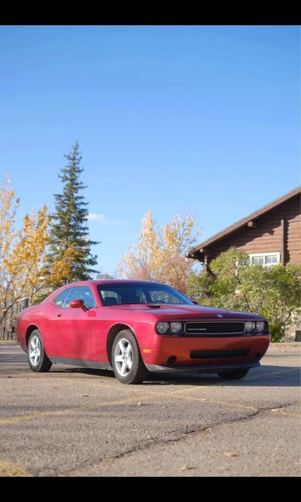 2010 Dodge Challenger 3rd Gen - Image 4 of 15