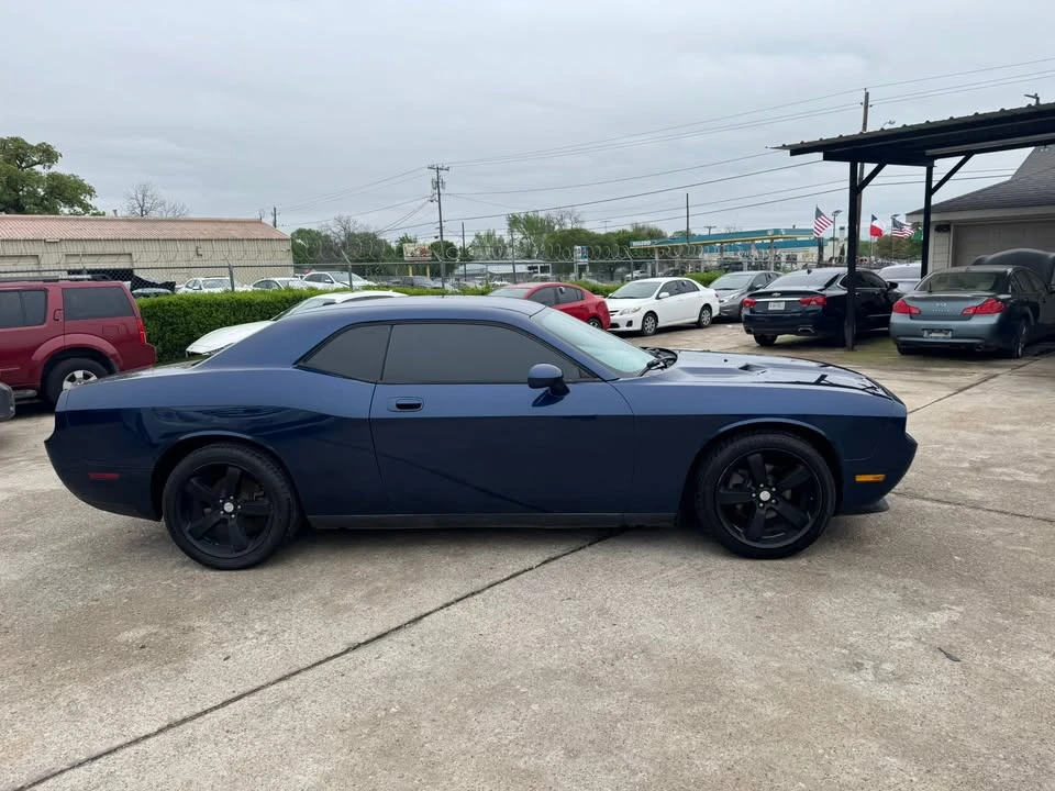 2010 Dodge Challenger 3rd Gen - Image 6 of 18