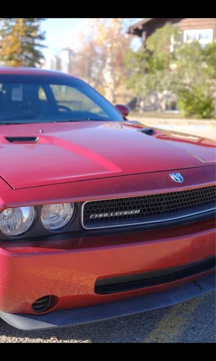 2010 Dodge Challenger 3rd Gen - Image 3 of 15