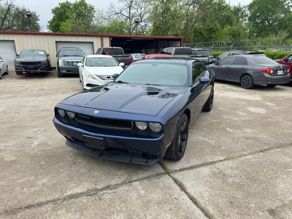 2010 Dodge Challenger 3rd Gen - Image 14 of 18