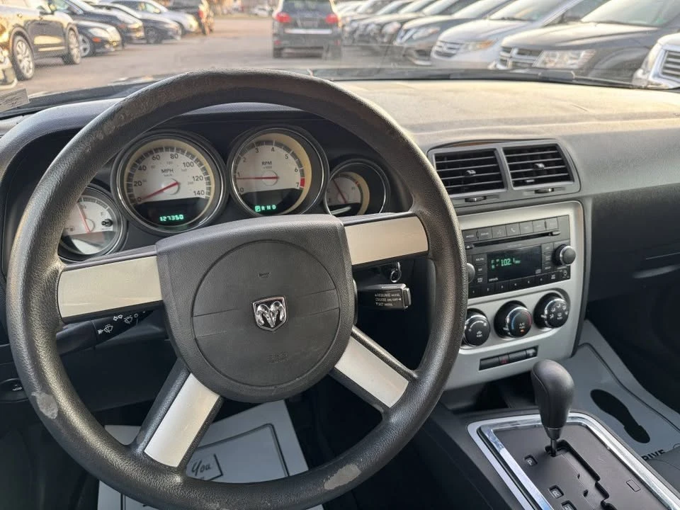 2010 Dodge Challenger 3rd Gen - Image 15 of 20