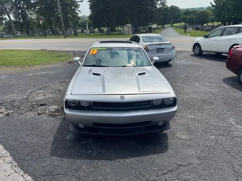 2010 Dodge Challenger SE