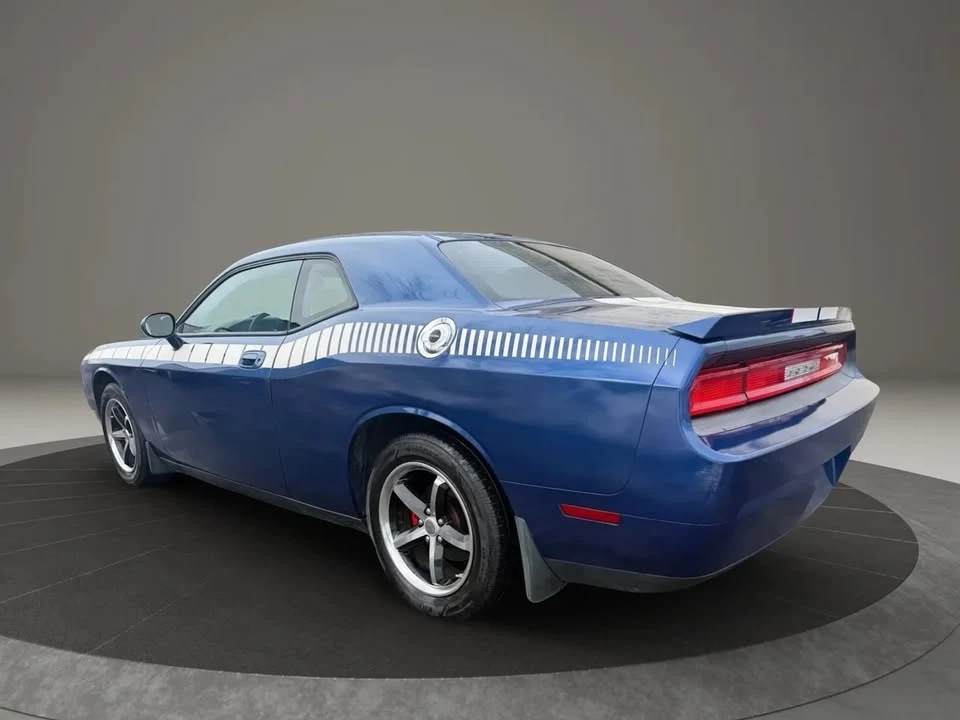 2010 Dodge Challenger 3rd Gen - Image 7 of 20