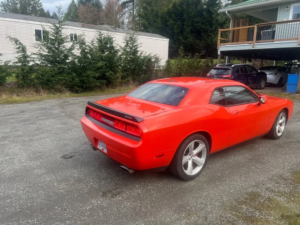 2010 Dodge Challenger 3rd Gen - Image 5 of 15