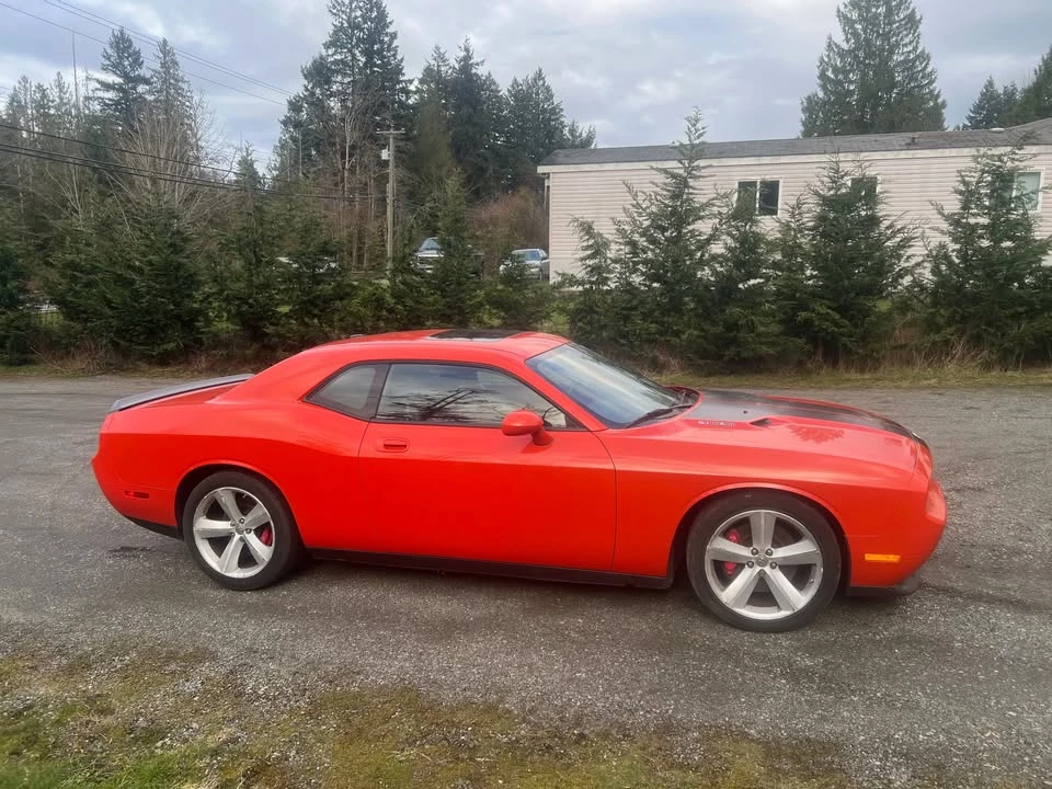 2010 Dodge Challenger 3rd Gen - Image 6 of 15
