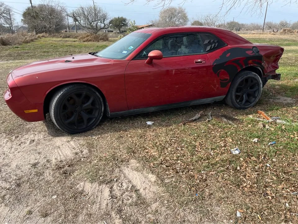 2010 Dodge Challenger 3rd Gen - Image 5 of 5