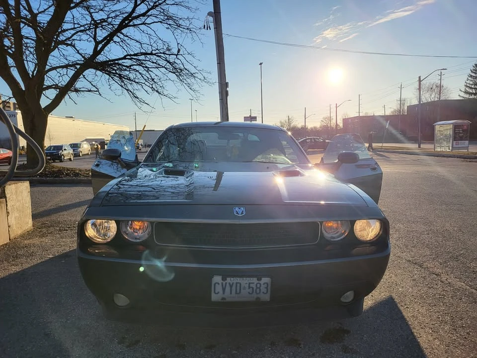 2010 Dodge Challenger 3rd Gen - Image 11 of 12