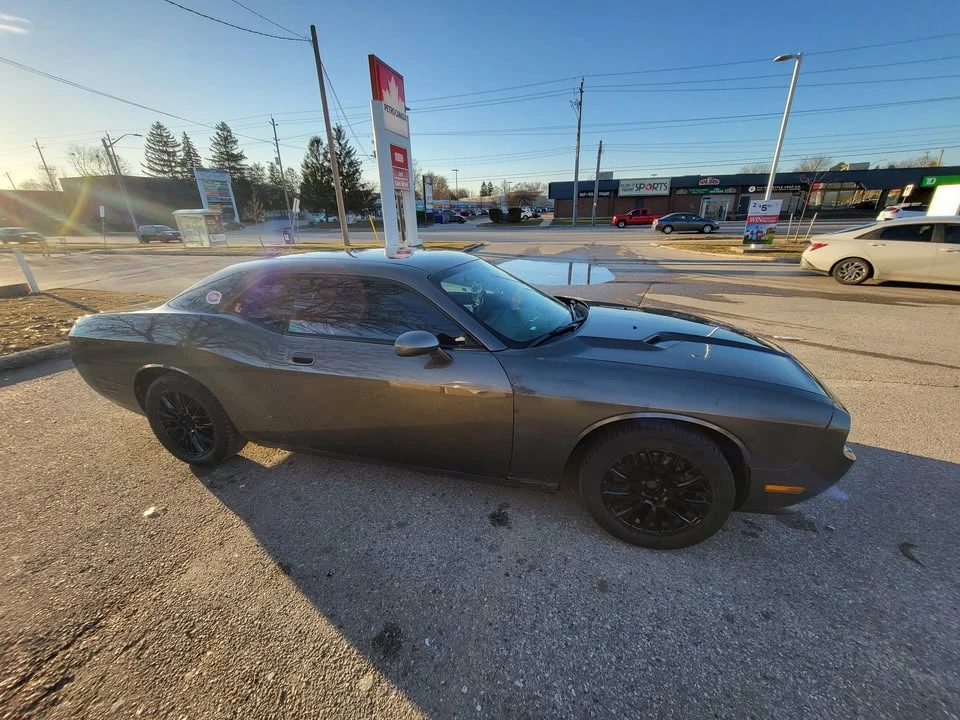 2010 Dodge Challenger 3rd Gen - Image 10 of 12