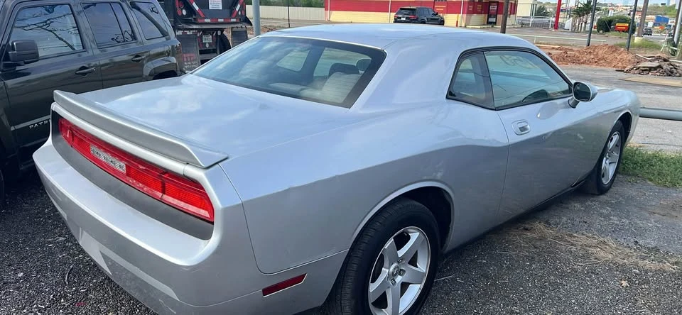 2010 Dodge Challenger 3rd Gen - Image 3 of 6