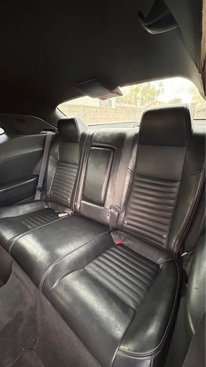 2010 Dodge Challenger 3rd Gen - Image 12 of 14