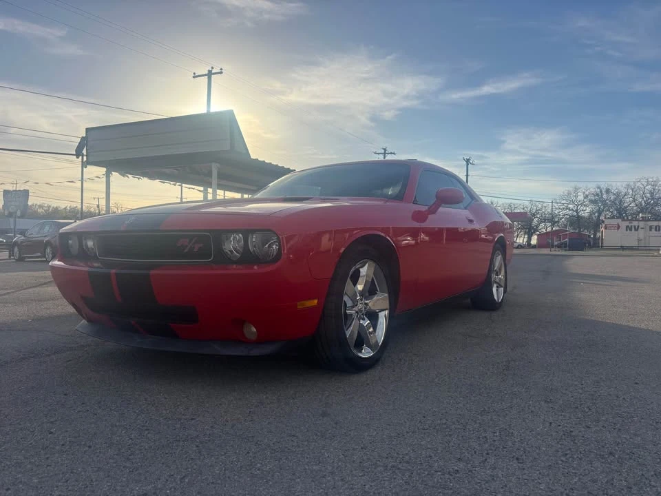 2010 Dodge Challenger 3rd Gen - Image 7 of 8