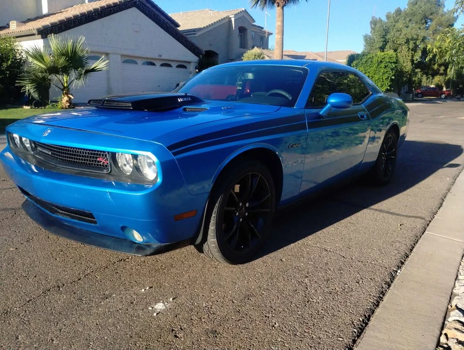 2010 Dodge Challenger - Image 4 of 7