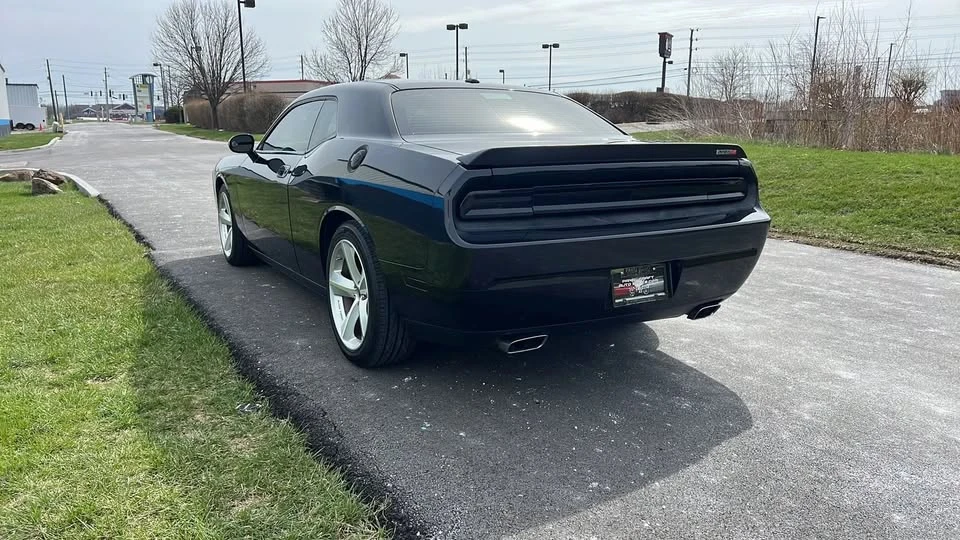 2010 Dodge Challenger 3rd Gen - Image 7 of 20