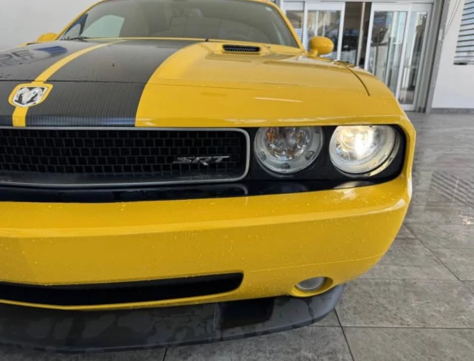 2010 Dodge Challenger 3rd Gen - Image 11 of 20