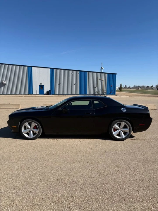 2010 Dodge Challenger 3rd Gen - Image 3 of 8