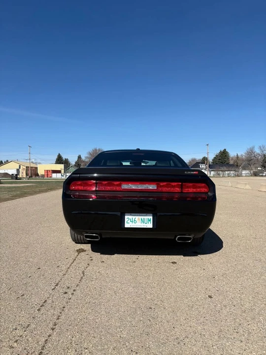 2010 Dodge Challenger 3rd Gen - Image 4 of 8