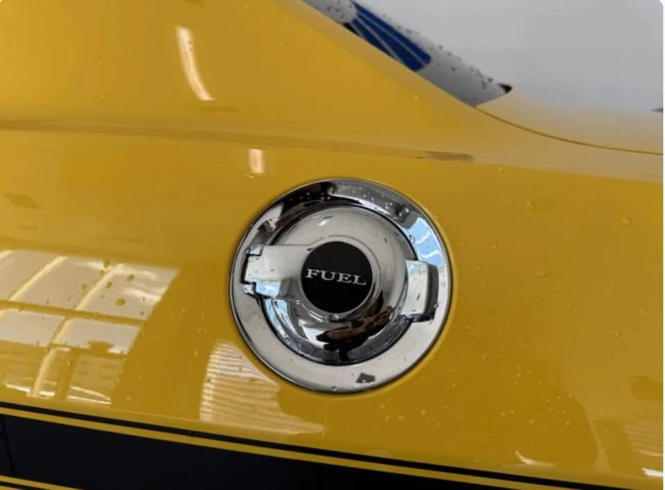 2010 Dodge Challenger 3rd Gen - Image 17 of 20