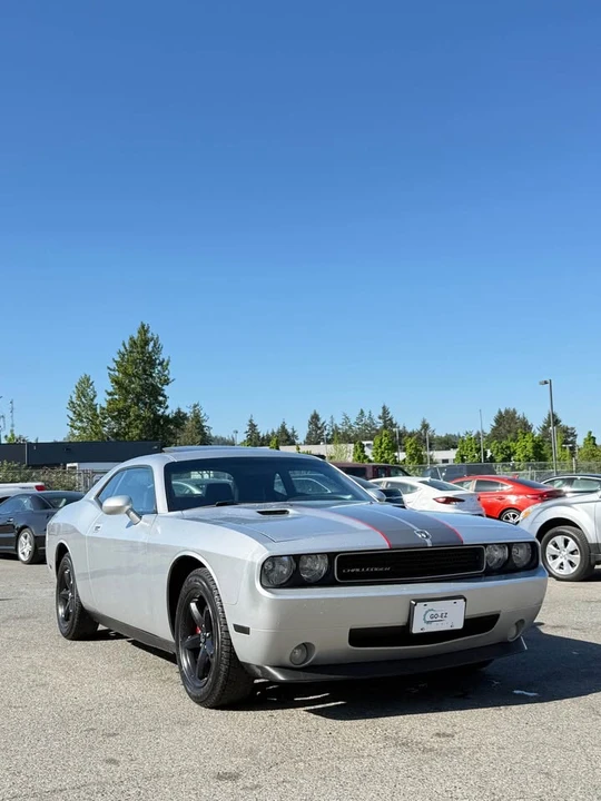 2010 Dodge Challenger 3rd Gen - Image 3 of 9