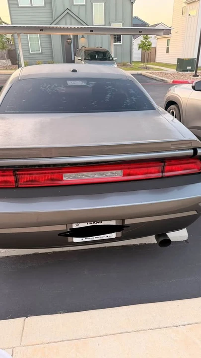2010 Dodge Challenger 3rd Gen - Image 4 of 10