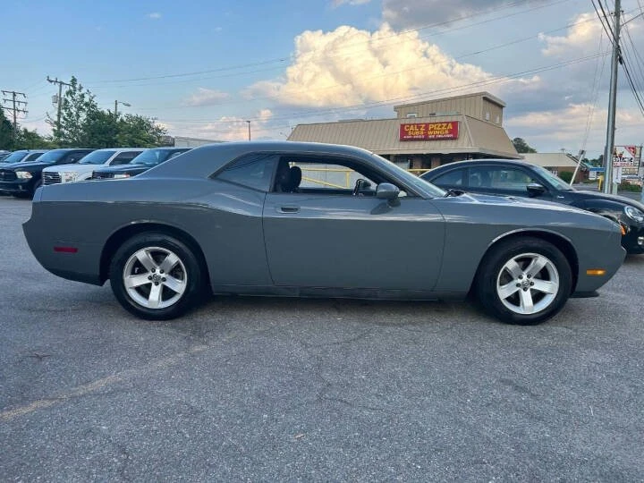 2010 Dodge Challenger 3rd Gen - Image 4 of 20