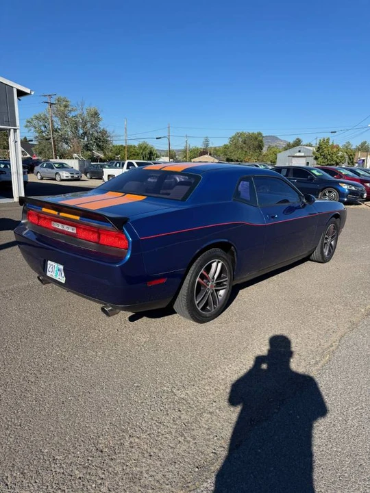 2010 Dodge Challenger 3rd Gen - Image 3 of 5