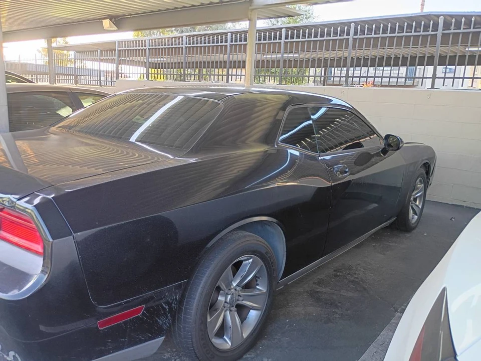 2010 Dodge Challenger 3rd Gen - Image 10 of 15