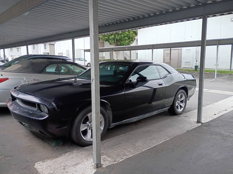 2010 Dodge Challenger 3rd Gen - Image 15 of 15