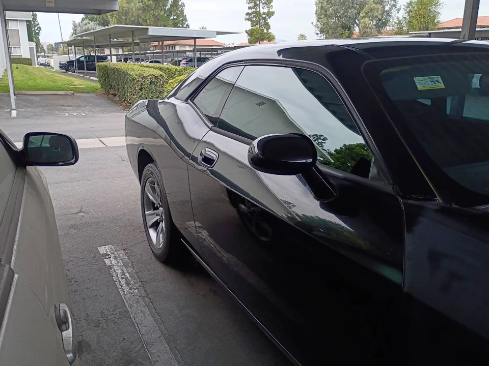 2010 Dodge Challenger 3rd Gen - Image 14 of 15