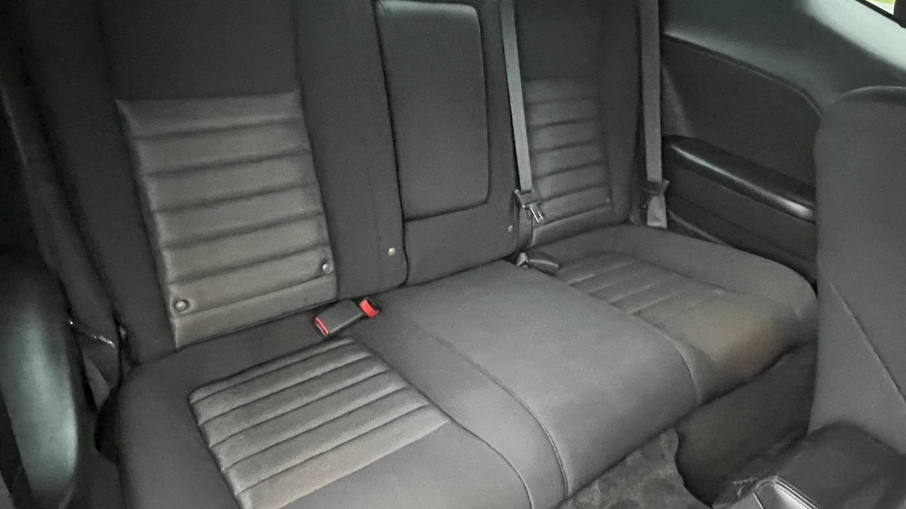 2010 Dodge Challenger 3rd Gen - Image 5 of 25