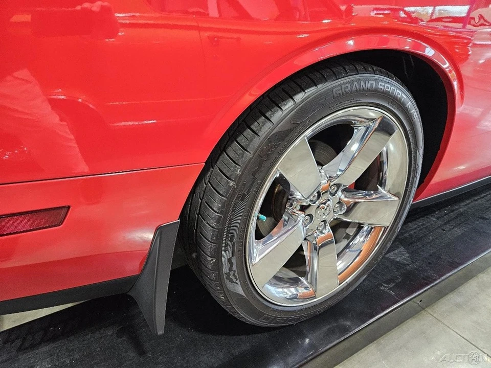 2010 Dodge Challenger 3rd Gen - Image 6 of 14