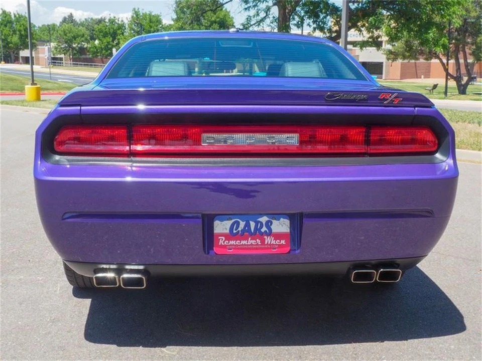 2010 Dodge Challenger 3rd Gen - Image 24 of 31