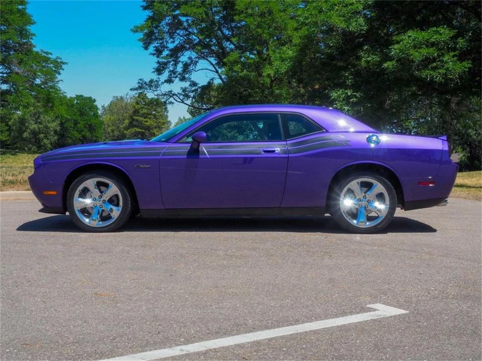 2010 Dodge Challenger 3rd Gen - Image 12 of 31