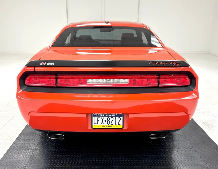 2010 Dodge Challenger - Image 4 of 31