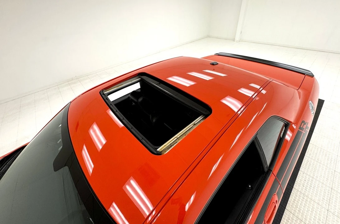 2010 Dodge Challenger - Image 15 of 31