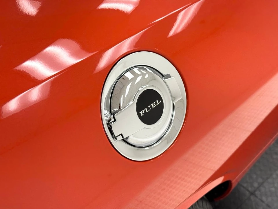 2010 Dodge Challenger - Image 18 of 31