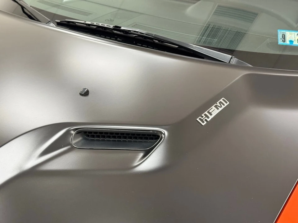 2010 Dodge Challenger - Image 13 of 31