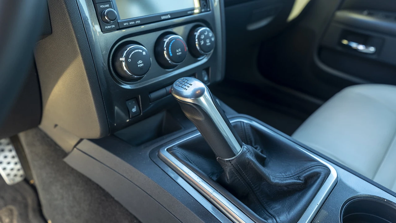 2010 Dodge Challenger 3rd Gen - Image 10 of 24