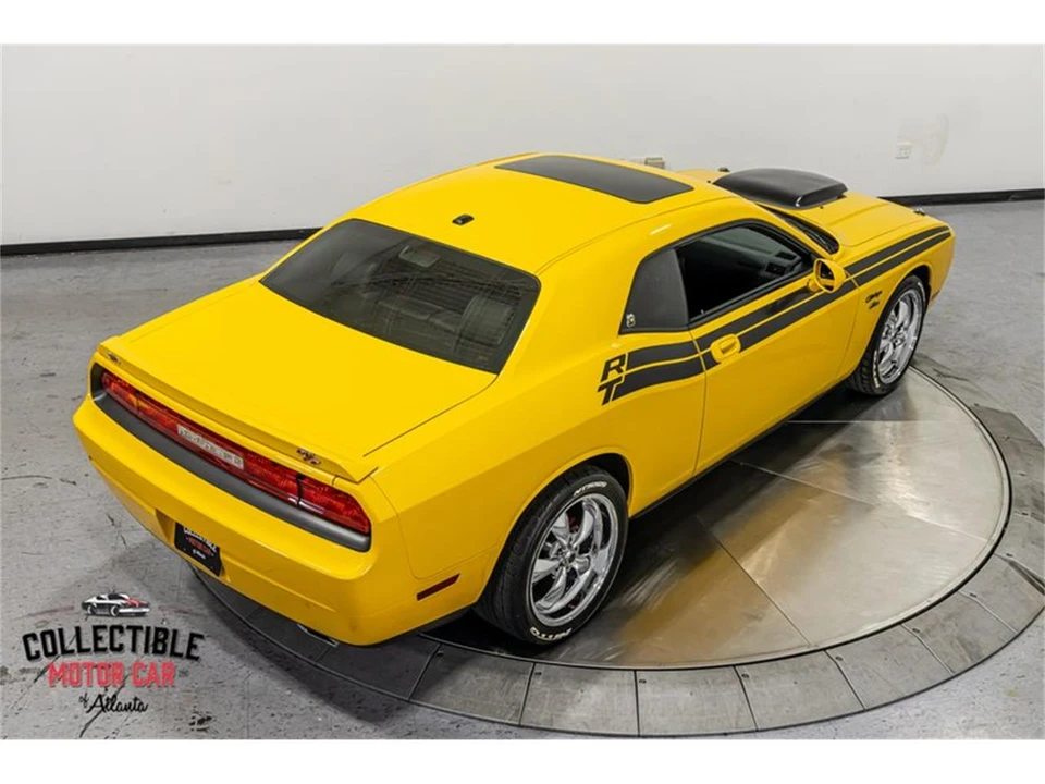 2010 Dodge Challenger 3rd Gen - Image 29 of 31