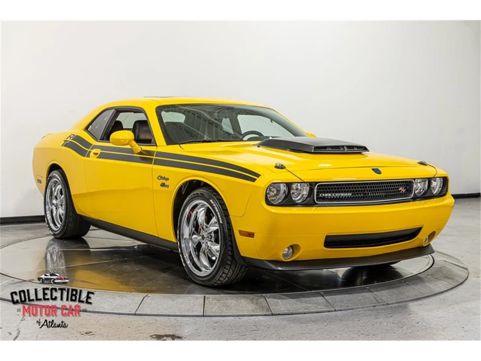 2010 Dodge Challenger 3rd Gen - Image 20 of 31