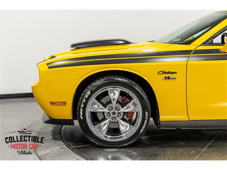 2010 Dodge Challenger 3rd Gen - Image 31 of 31