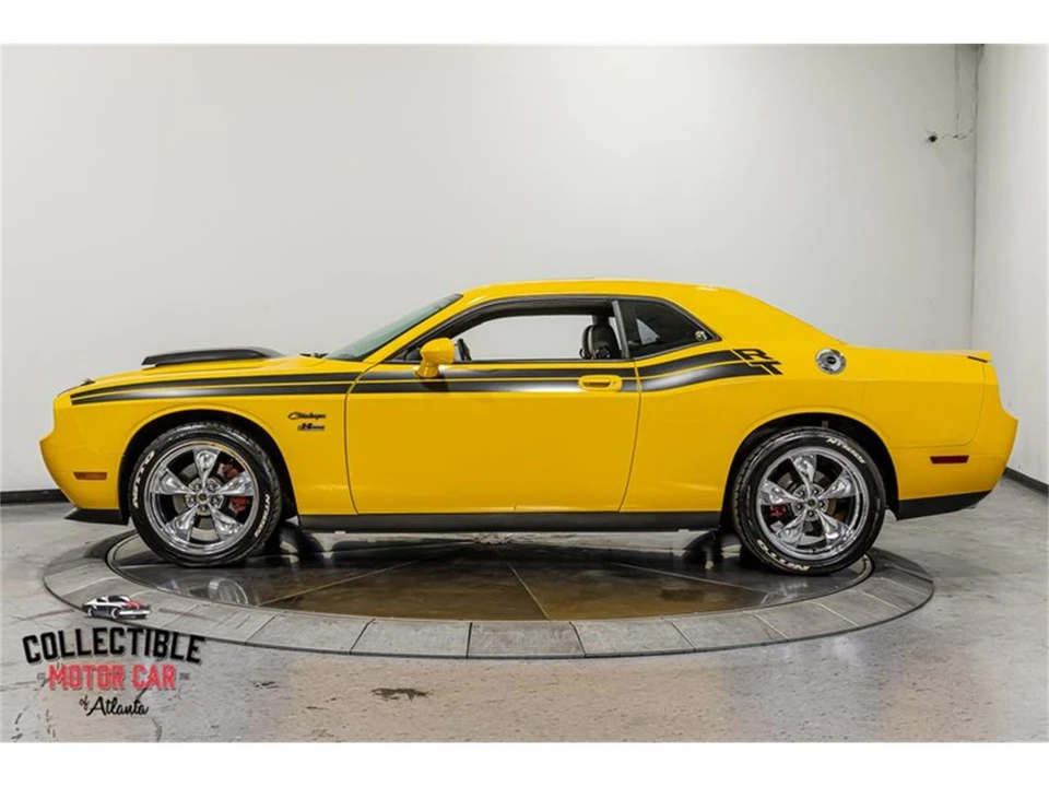 2010 Dodge Challenger 3rd Gen - Image 8 of 31