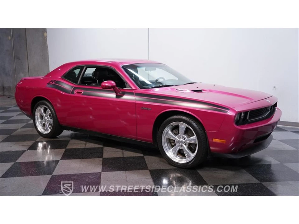 2010 Dodge Challenger 3rd Gen - Image 13 of 31