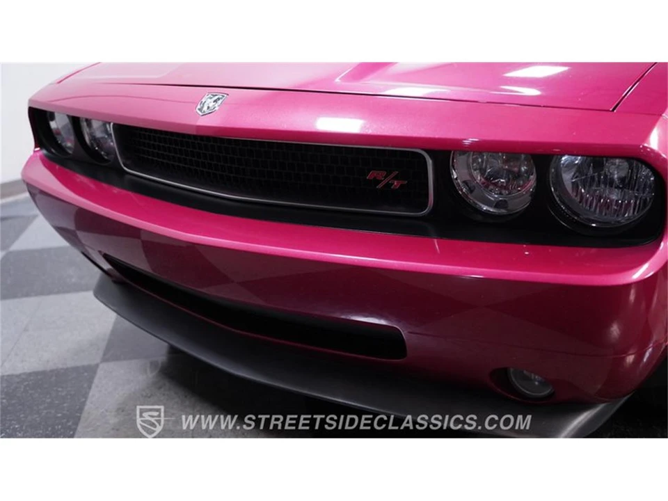 2010 Dodge Challenger 3rd Gen - Image 17 of 31