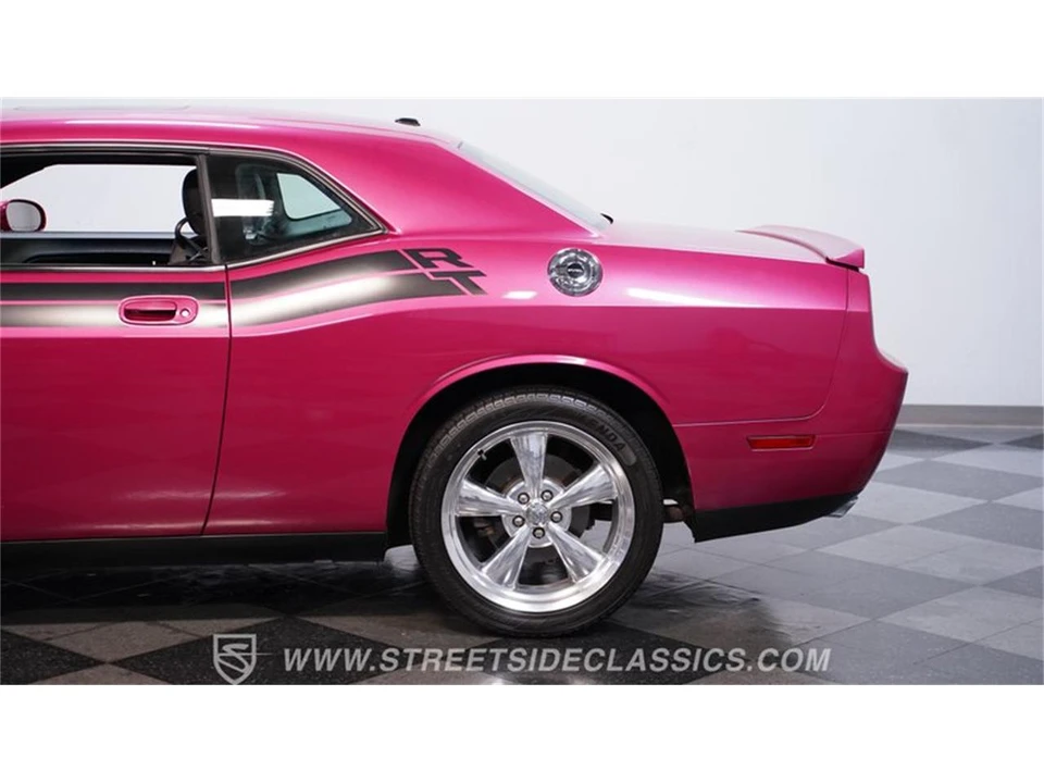 2010 Dodge Challenger 3rd Gen - Image 20 of 31