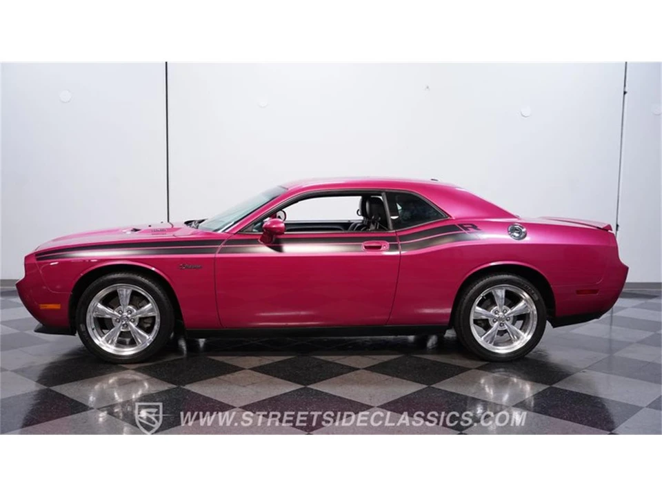 2010 Dodge Challenger 3rd Gen - Image 2 of 31
