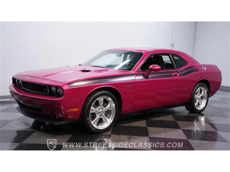 2010 Dodge Challenger 3rd Gen - Image 6 of 31