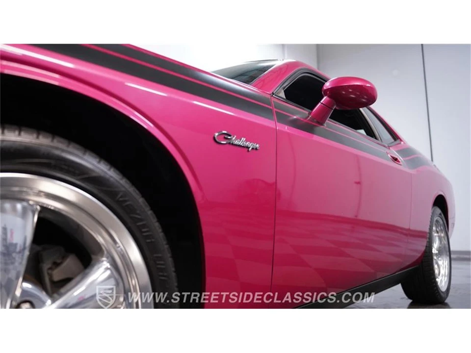 2010 Dodge Challenger 3rd Gen - Image 18 of 31